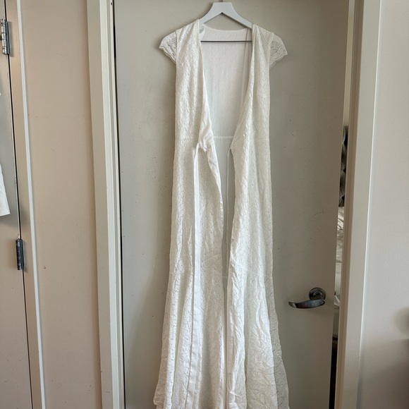chinese dress ladies Passione Tied Bust Lace Maxi Dress White